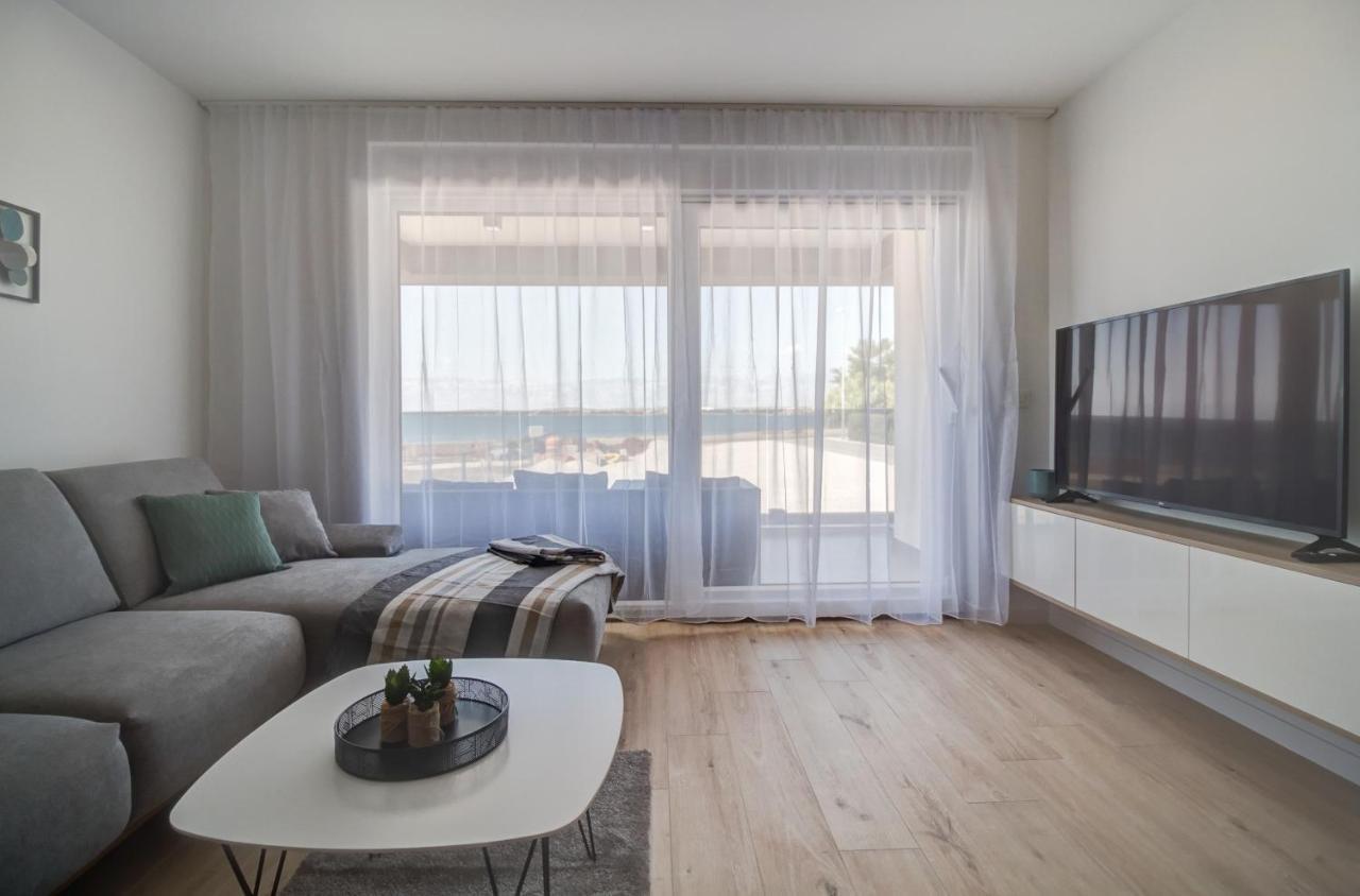 Luxury Beachfront Villa Crystal Aenona - By Ta Leut Agency نين المظهر الخارجي الصورة