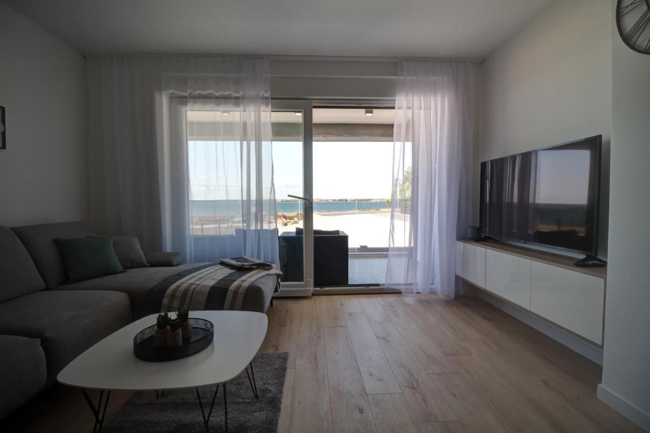 Luxury Beachfront Villa Crystal Aenona - By Ta Leut Agency نين المظهر الخارجي الصورة