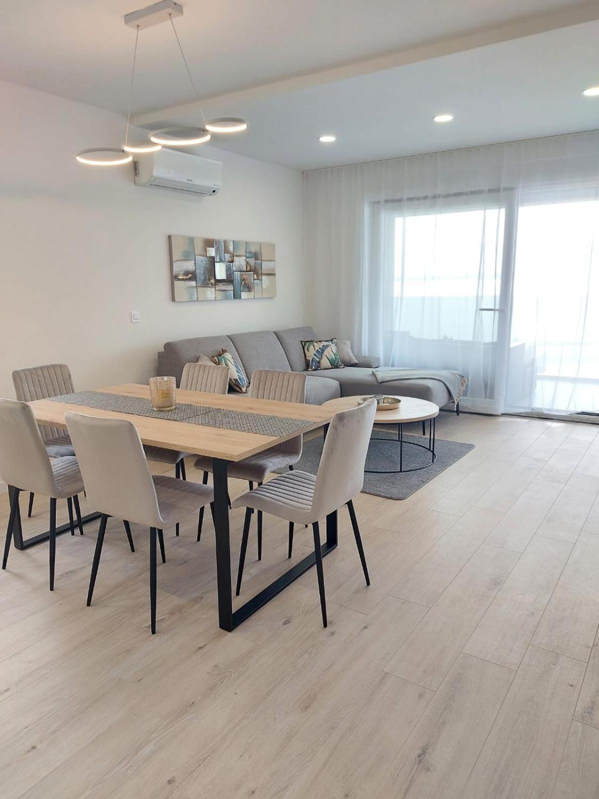 Luxury Beachfront Villa Crystal Aenona - By Ta Leut Agency نين المظهر الخارجي الصورة